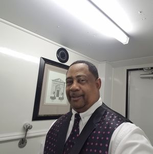 Meet your Posher, Ronnie